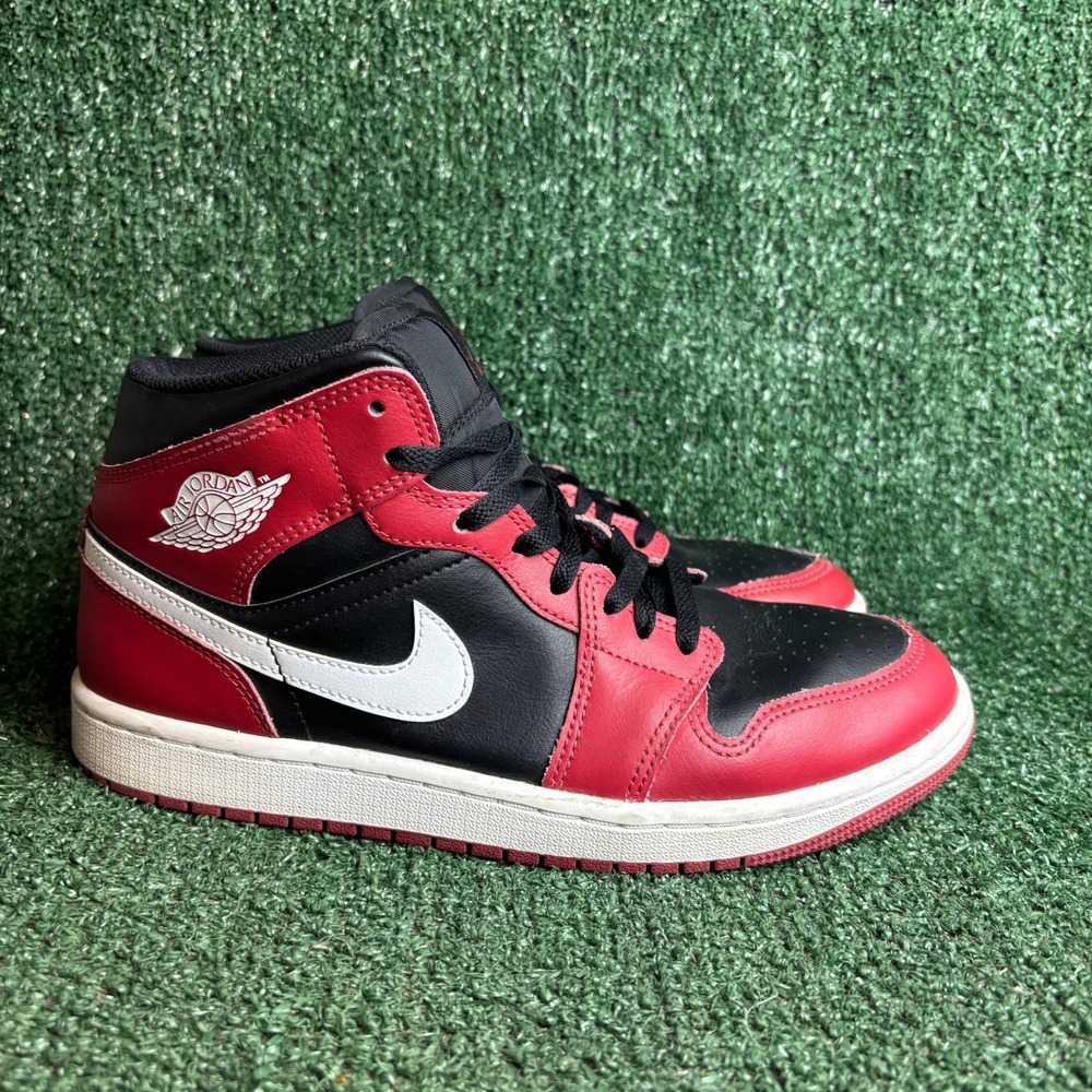 Jordan 1 Mid Bred Toe DQ8426-061 Leather Athletic Sneaker Gym Red Black Mens 8.5